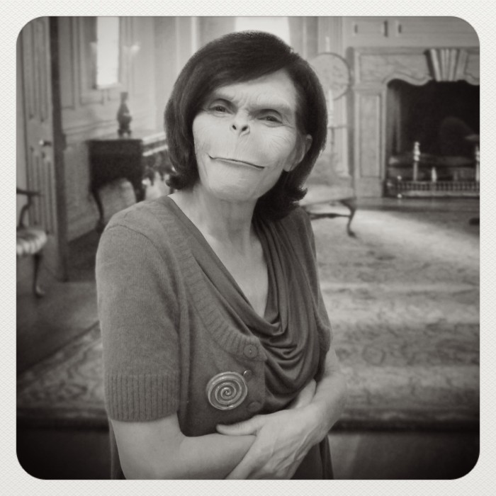 Sua Magnificenza Lucy Green, Vice Curatrice del CD’P, nella sua dimora invernale di Nyon sul Lago Lemano in Svizzera.